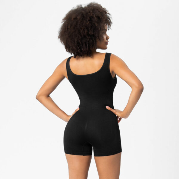 Women's Solid Color Integrated Sports Shapewear - Image 8