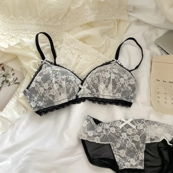 Flower Lace Bra and Panties Set